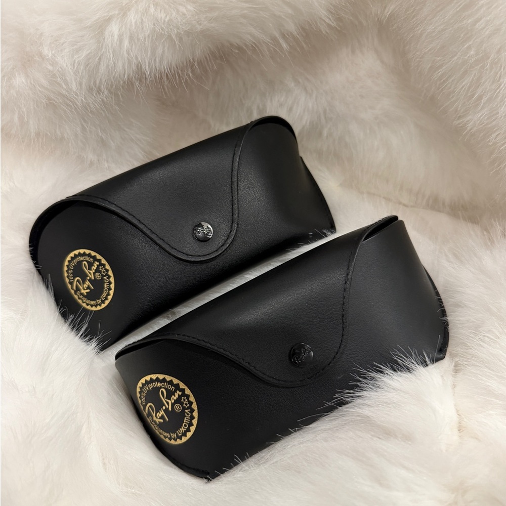 Ray-Ban Soft-Sided Black Leather Sunglasses Case Snap Enclosure Gold Logo